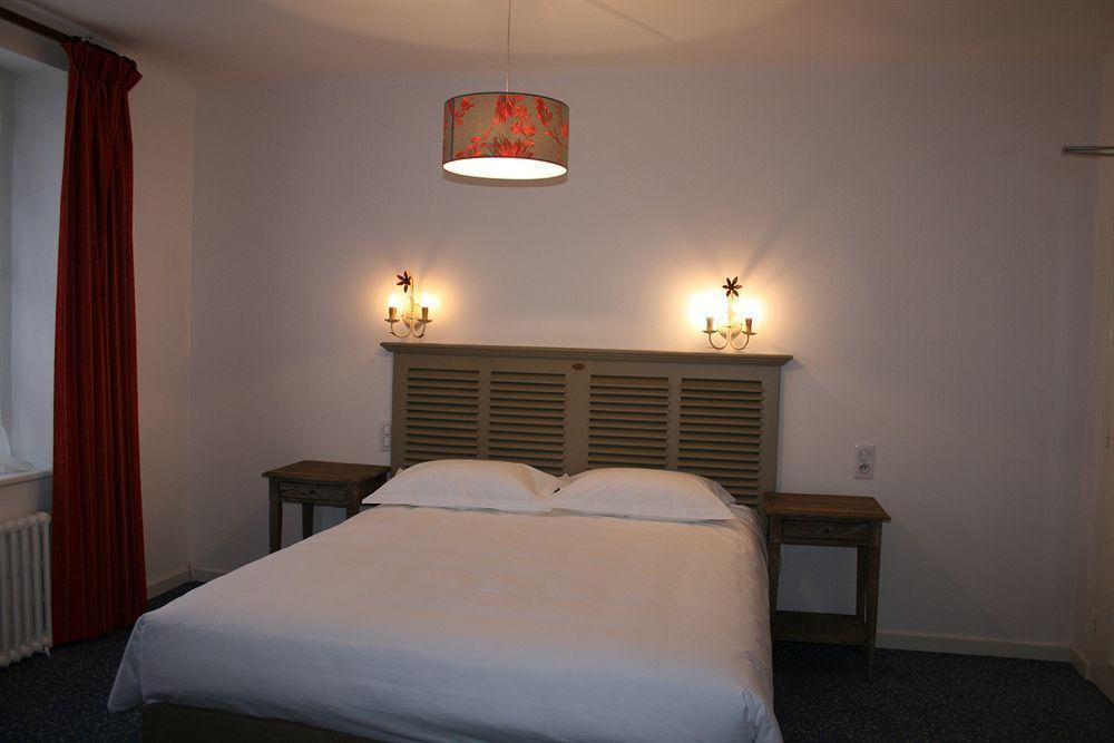 Auberge Du Cabestan Hotel Audierne Esterno foto
