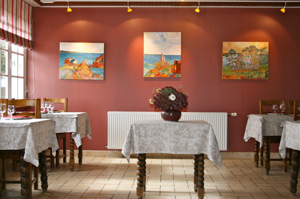 Auberge Du Cabestan Hotel Audierne Esterno foto