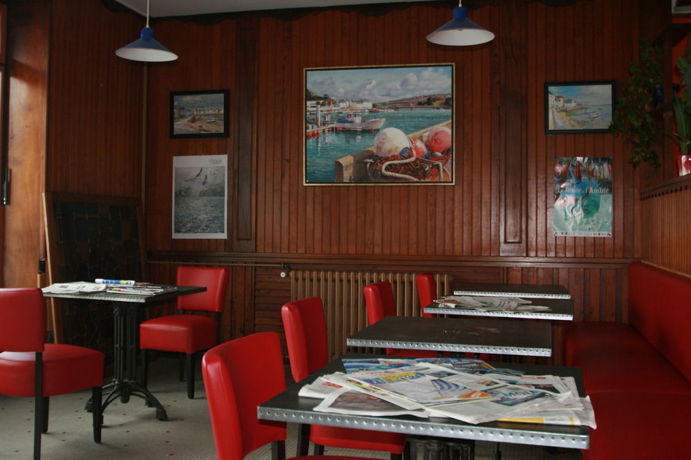 Auberge Du Cabestan Hotel Audierne Esterno foto
